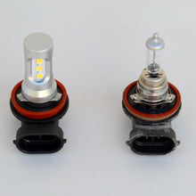 Load image into Gallery viewer, Toyota 4Runner LED fog light compare with halogen bulb